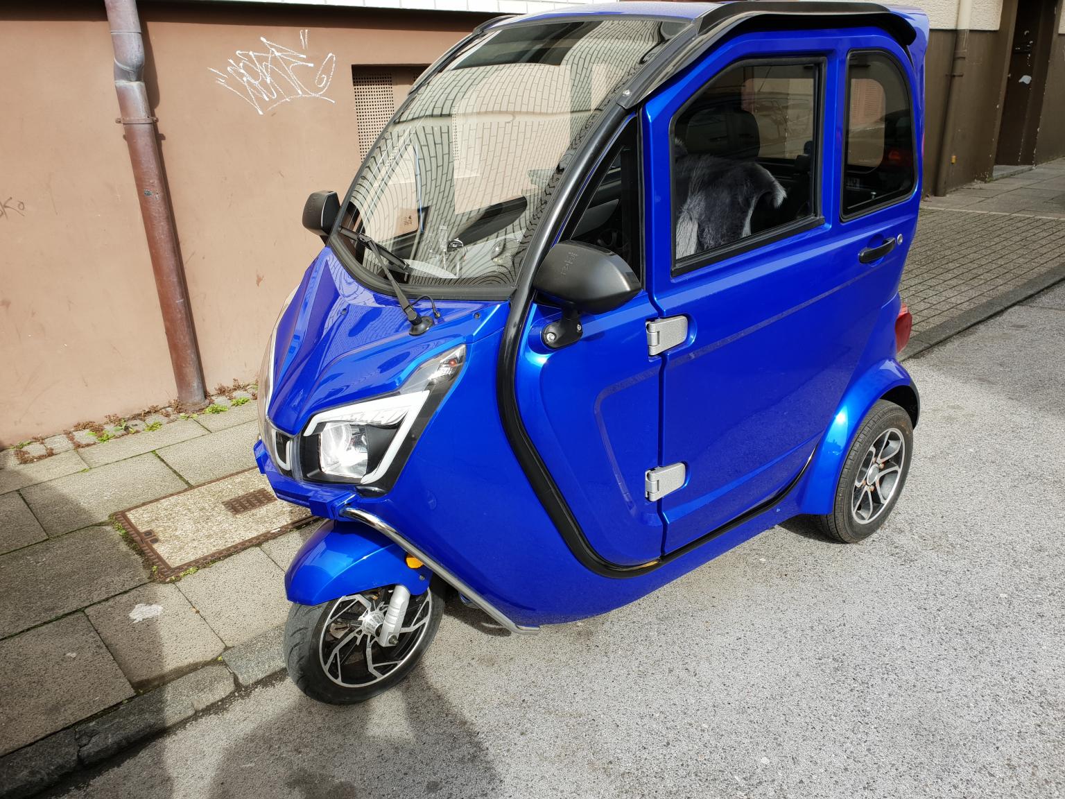 Elektro Kabinenroller 25 km/h Mofa, Mopedauto in 42283 Wuppertal für € ...