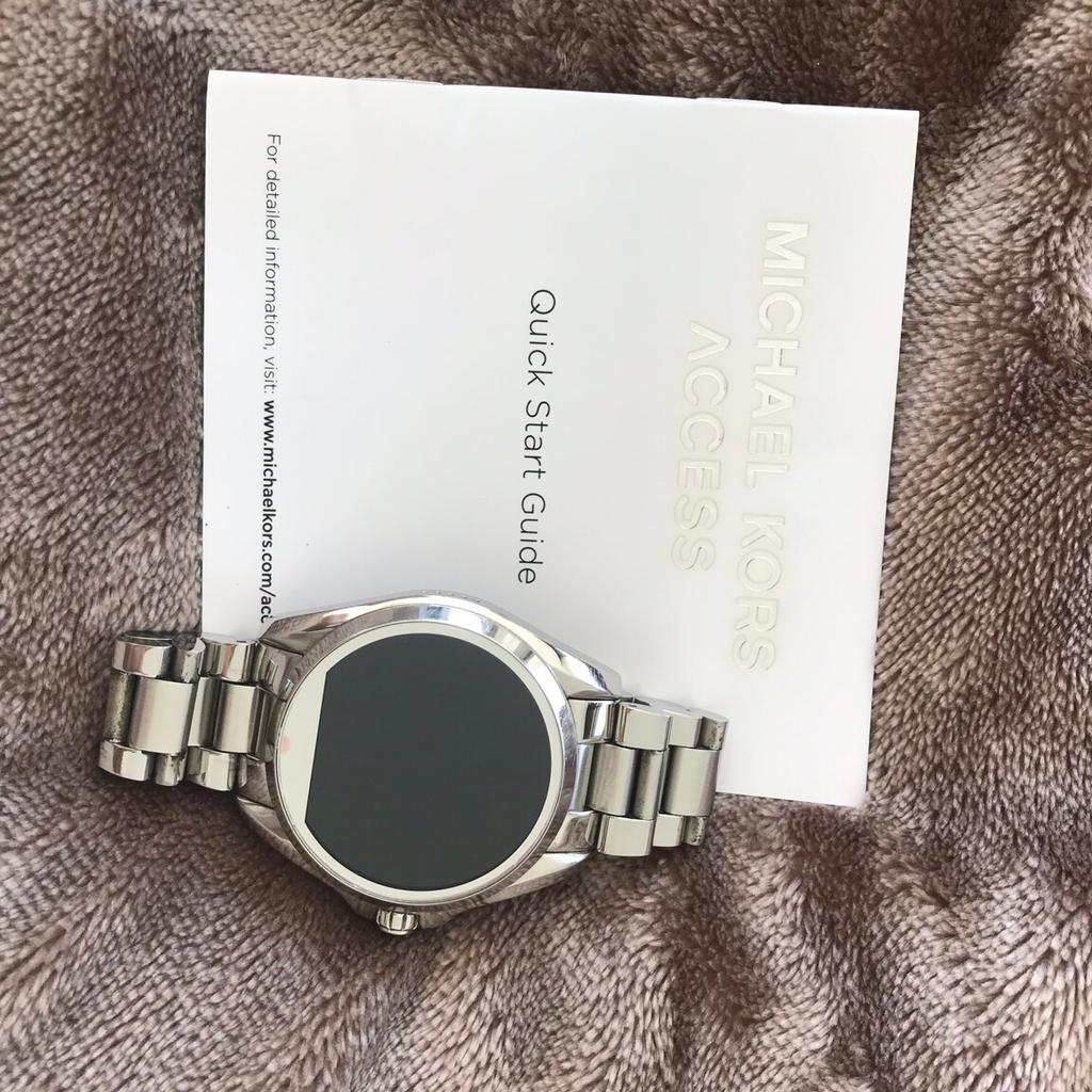 Christ michael best sale kors smartwatch