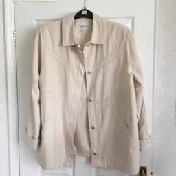 Brand new, unworn Gray & Osbourn cream faux suede lightweight smart summer jacket with turn up sleeves and concealed front buttoning. Machine washable, Size 18.