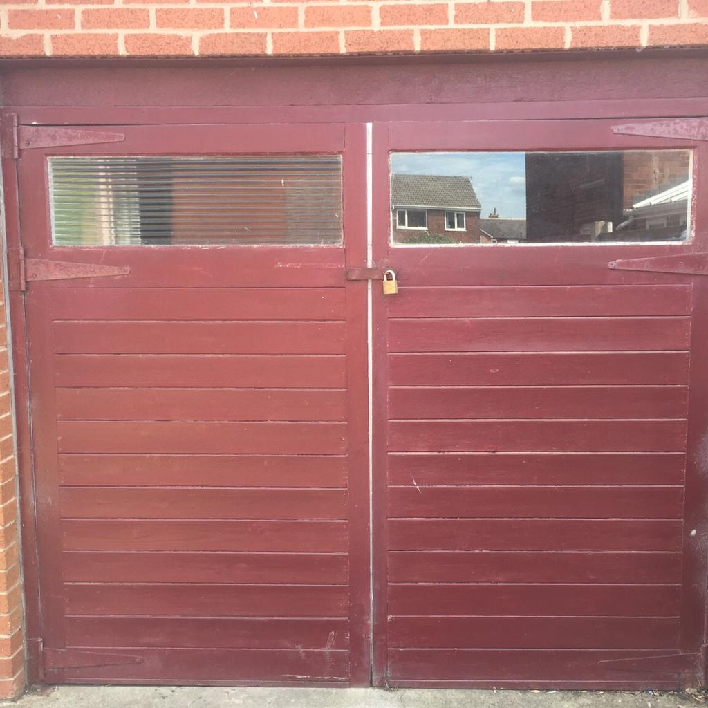 Wooden garage doors. in PR5 Ribble for £100.00 for sale Shpock