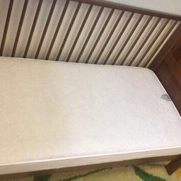 Cot or toddler bed, two heights adjustable, in good working condition. Including mattress. Dismantled and ready for collection.
Free to whoever collects before Sunday 9th June.