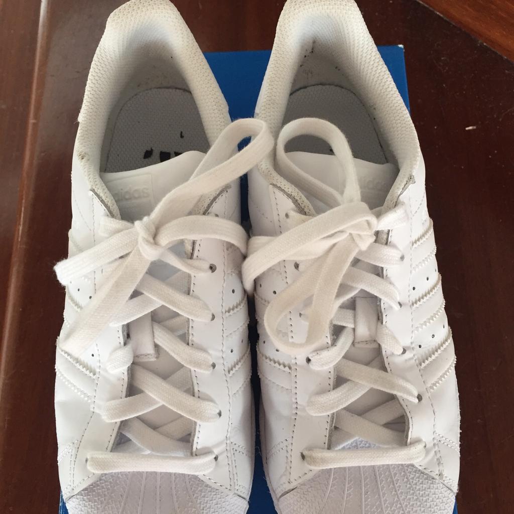 Adidas superstar outlet bianche indossate