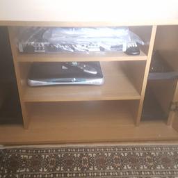 Good condition.

Width 90cm
Depth 49cm
Height 56cm
Top 2 shelves 40cm depth
Base shelf 40cm or up to 49cm max

Any questions then free to ask.
Thanks for looking.  yas