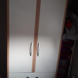 Needs gone ASAP by tomorrow, offers?
Good condition and can sell with matching drawers.