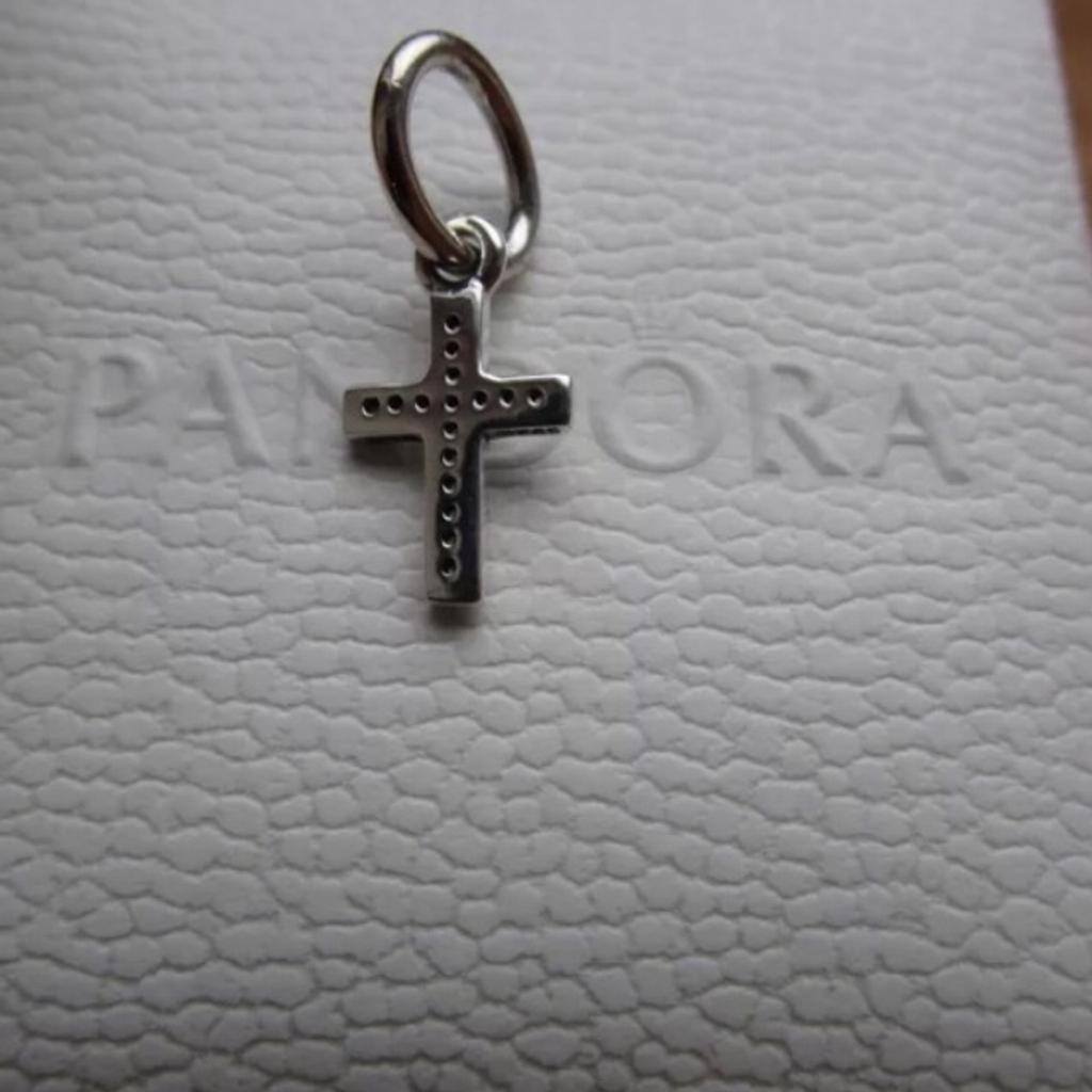 Pandora 791310CZ Symbol of Faith Charm