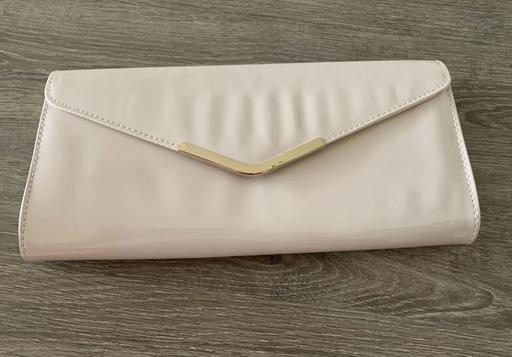 Buy & Sell Buckinghamshire Milton Keynes - Photos for Ivory clutch bag