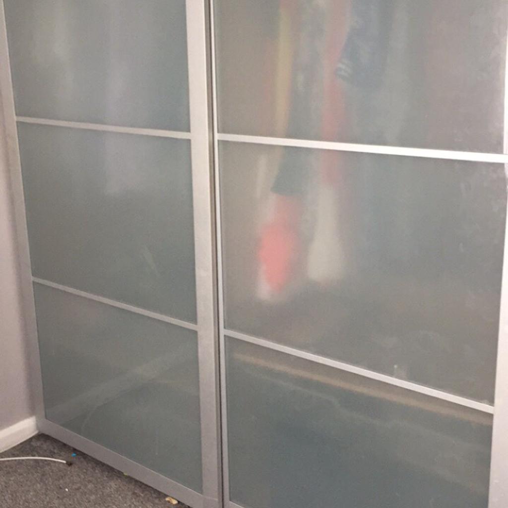 Ikea 2 sliding door wardrobe in TS24 Hartlepool für £ 75,00 zum Verkauf