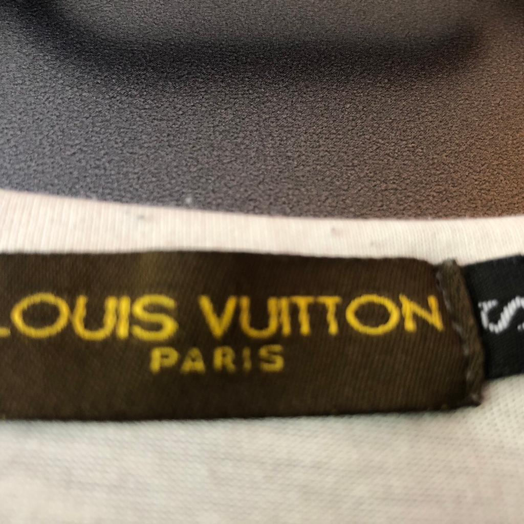 Louis Vuitton Monogramm T-Shirt in 72072 Tübingen für 50,00 € zum Verkauf