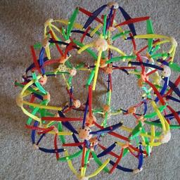 excellent condition expandable globe toy made by knex