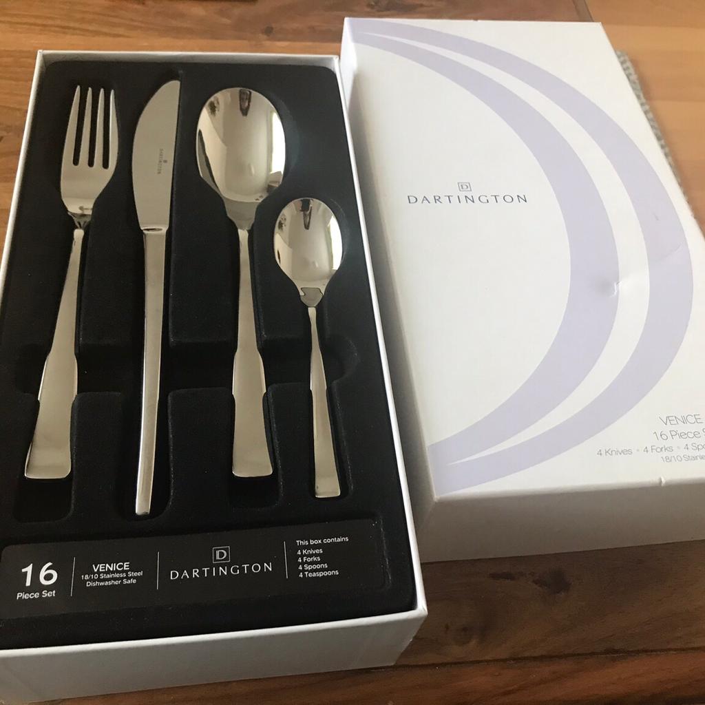 Dartington Venice 16 piece cutlery set new in BS4 Bristol for £30.00