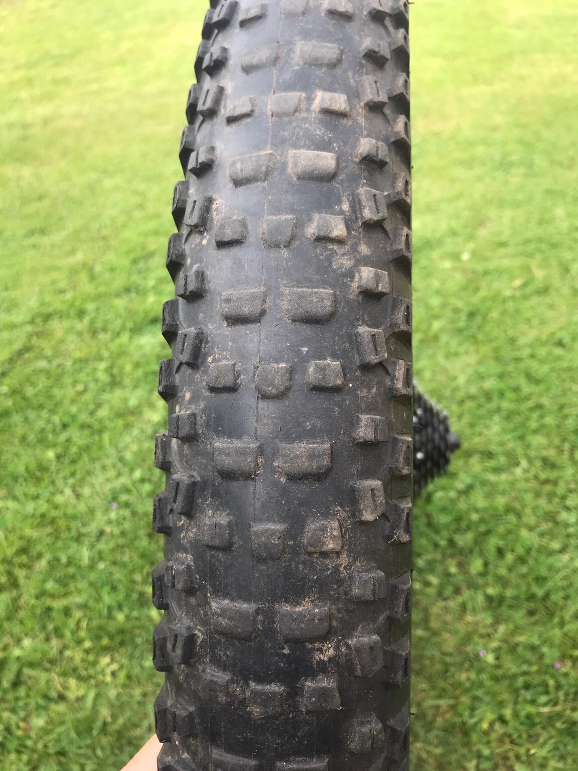 Carrera vendetta rear 27.5 wheel 2.8 tyre in Wyre Forest for 40.00 for sale Shpock