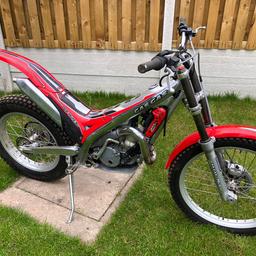 Gasgas 250 txt pro 2002 
Runs as it should excellent condition everything works apart from back brake needs adjusting. Ring or message for more info £1100 ovno