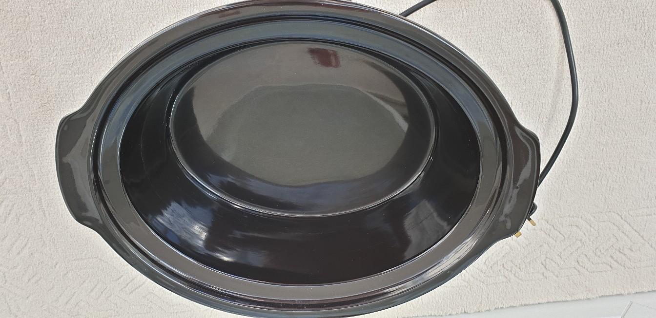 Russell Hobbs Slow Cooker Model 13792 in Lightwood for £7.00 for sale