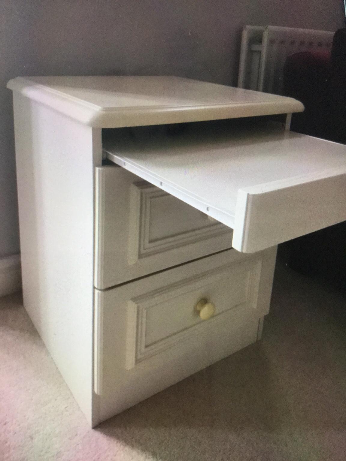 Hammond’s bedroom furniture 3 items in NN18 Corby for £75.00 for sale