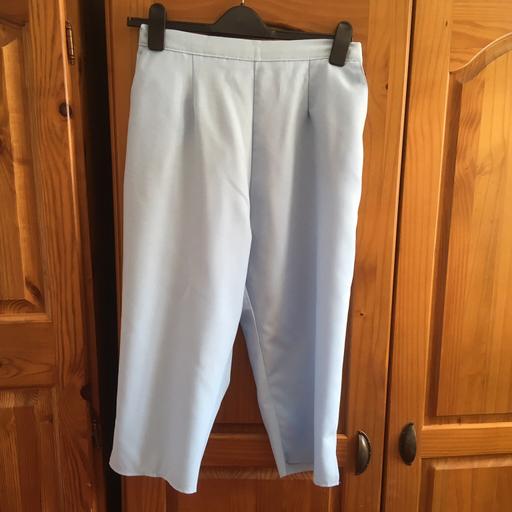 Buy & Sell West Midlands Walsall - Photos for Baby blue cropped trousers Size 14/16