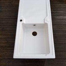 Wickes Contemporary 1 Bowl Ceramic Sink
Great condition.
£300 new
Height:190 mm
Length:980 mm
Width:520 mm
Minimum Cabinet Size:600mm
Weight:39 kgMaterial:Ceramic
Colour:White
Number of Bowls:1