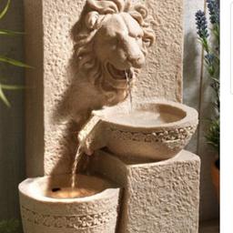 Stone effect, hand painted solar lion water feature. Weather resistant. 

Size H45 x W35 X D 20cm 17.75 x 13.75 x 7.75'').

Assembly Details: No Assembly Required

Power Source: Solar

bought it but have decided to not use it. still boxed unused