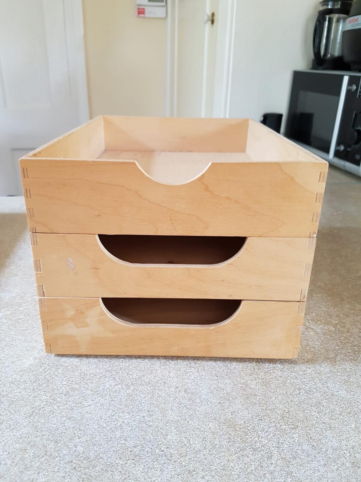 wooden desk organiser stacking trays in CT10 Thanet für 5,00 £ zum ...