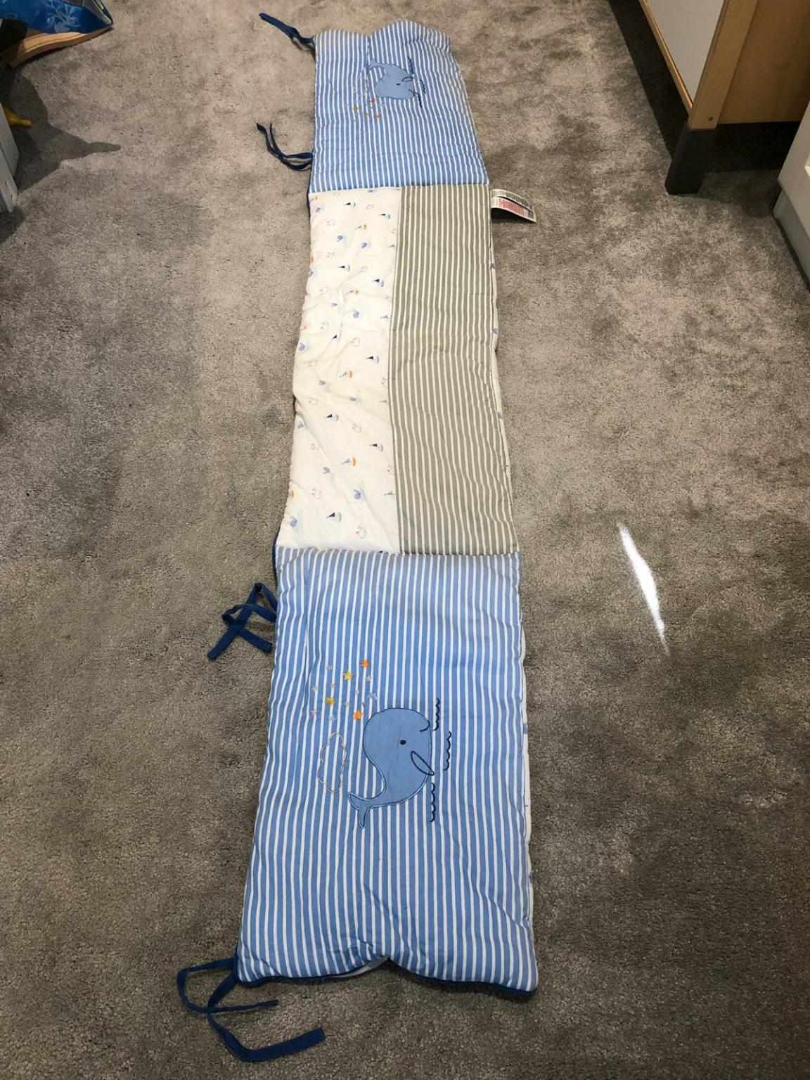 Marks and Spencer baby cot quilt and bumper. in SE9 London für 10,00