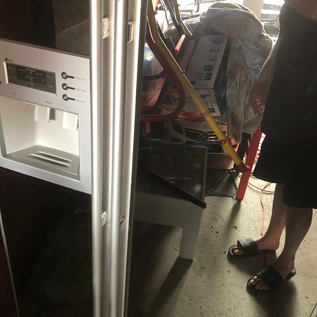 Samsung Mirror American style fridge/freezer in Stafford für £ 200,00