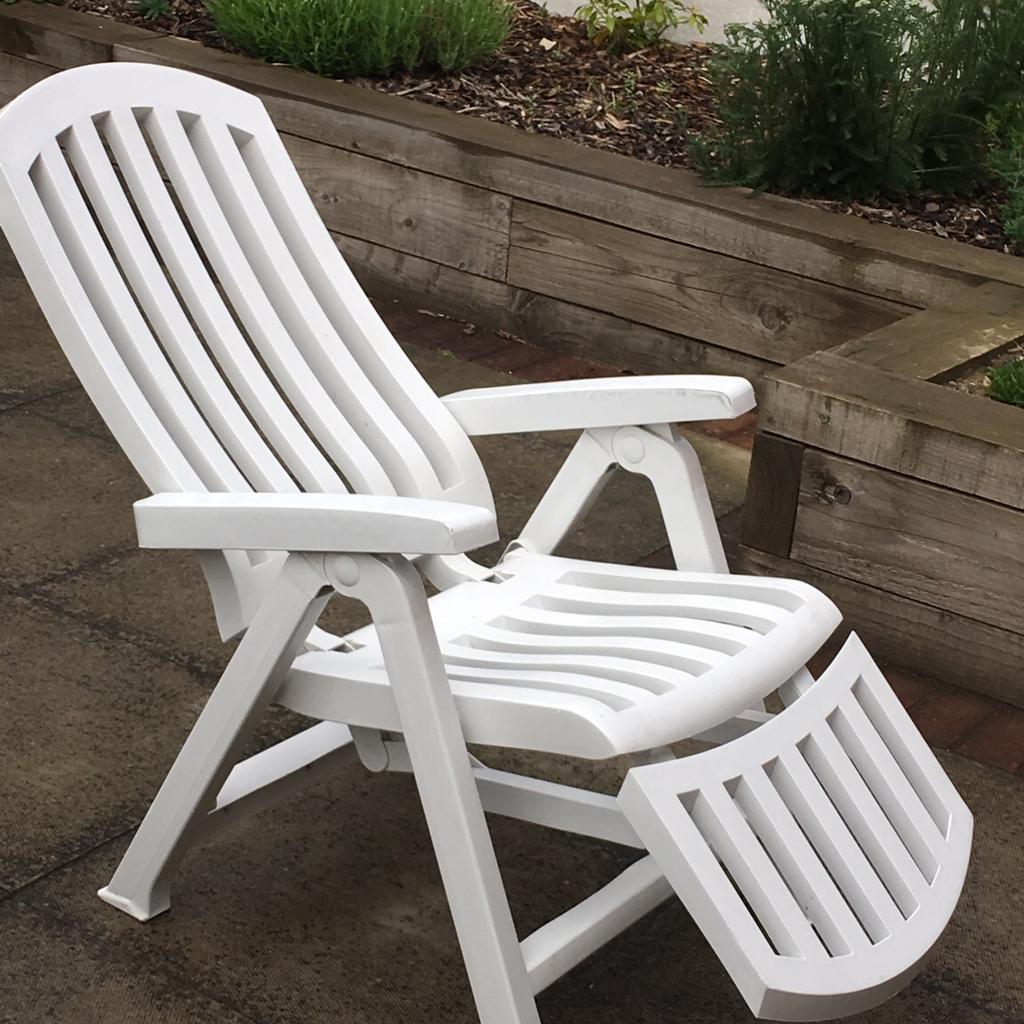 Plastic garden relaxer online chair