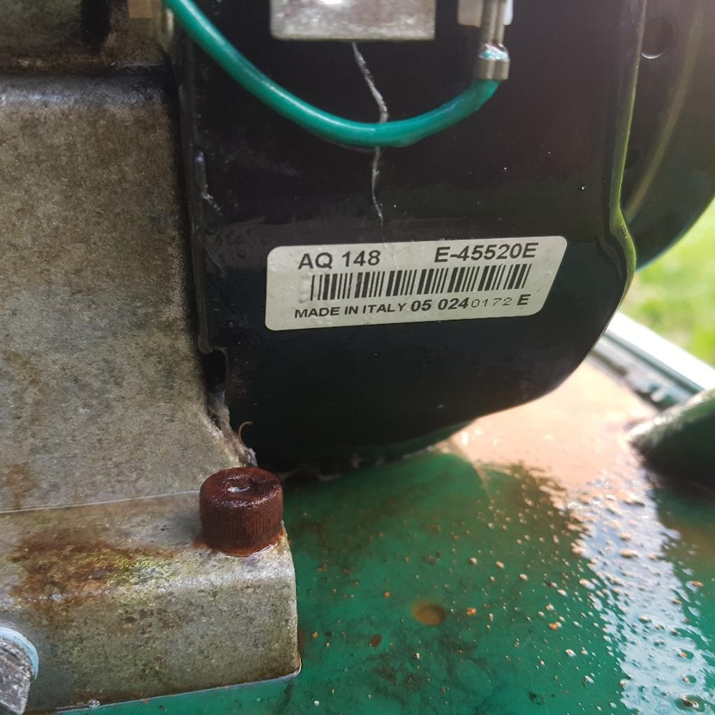 qualcast 35s petrol lawnmower read add in BL1 Bolton for £50.00 for