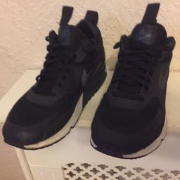 Men Nike AIRMAX Trainer Sz 9.5 in good condition