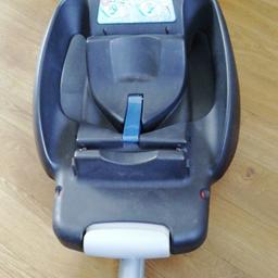 EasyFix car seat base . base only in good condition.