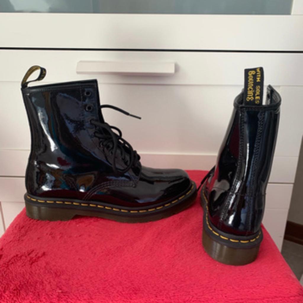 Dr martens cheap nere lucide