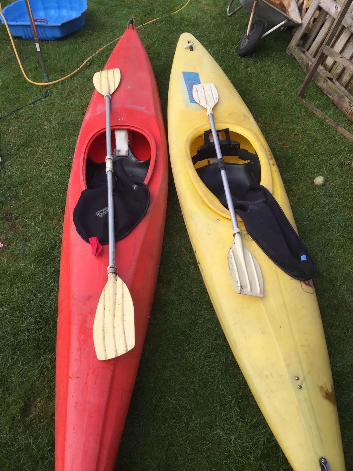 2 canoes / kayaks, skirts and paddles in Boston für 120,00 £ zum