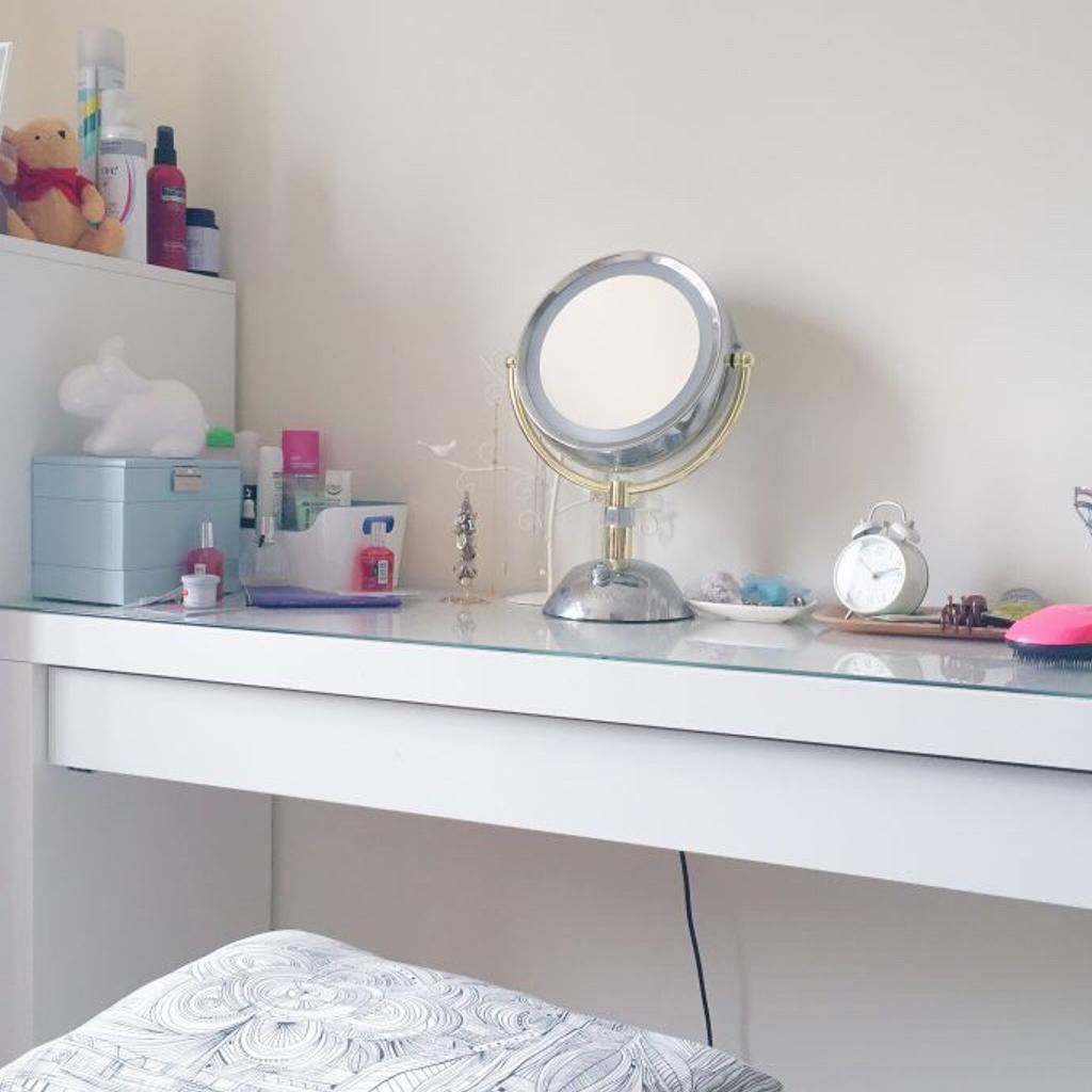 IKEA malm dressing table with glass top in London Borough of for