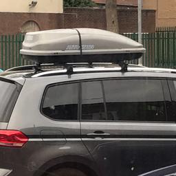 Good condition roof box with brackets 
No key but unlocked 
So can get a new lock from Halfords 
Pick up moston or can deliver local