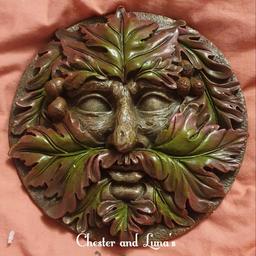 Inspired by the Green Man pagan god, also referenced as the Man of the Woods, this intricate plaque can be displayed indoors or outdoors.

H18cm X W18cm X D3.5cm


free delivery
 