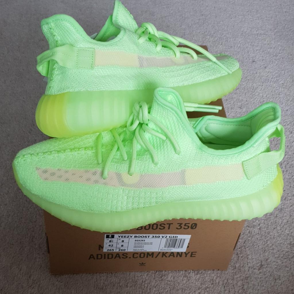 Yeezy 350 v2 hot sale glow raffle