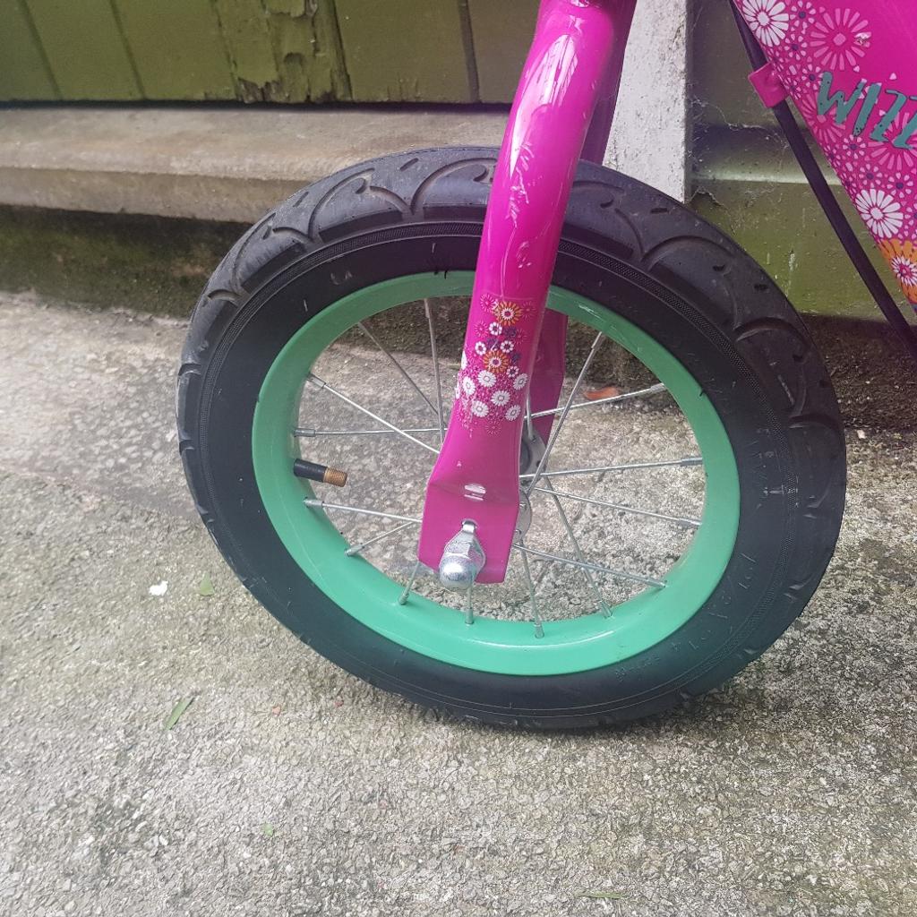 Apollo Wizzer Balance Bike in SK14 Tameside for £35.00 for sale Shpock