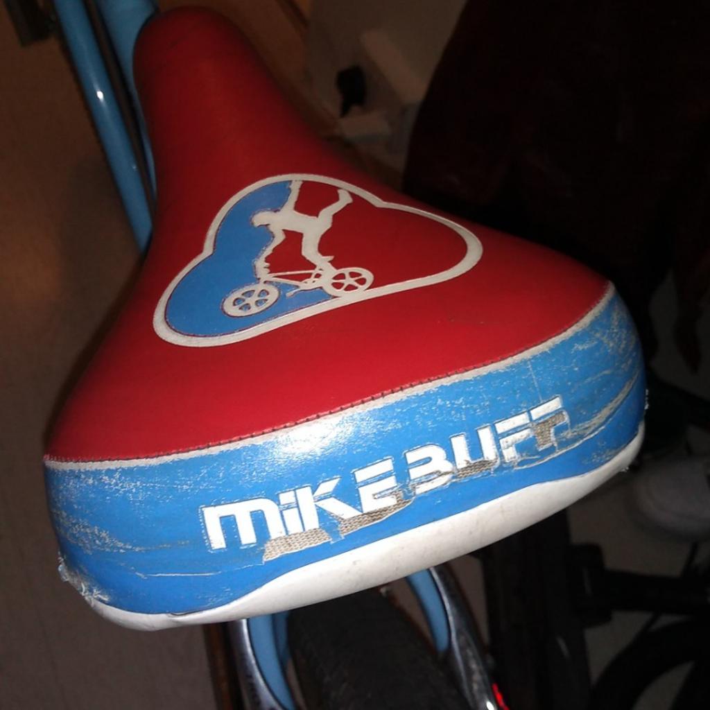 Mike buff outlet seat