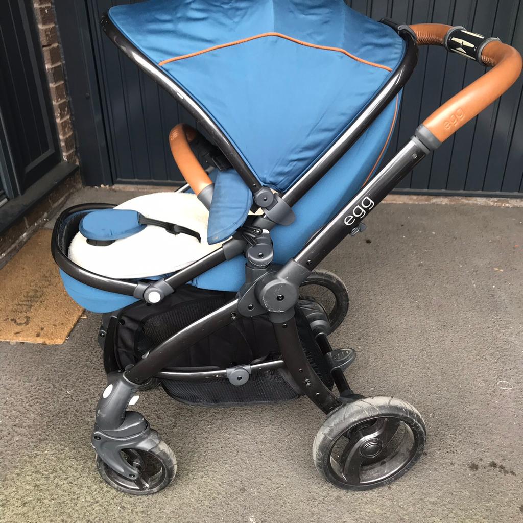 Blue egg outlet pram