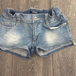 Girls dkny shorts excellent condition