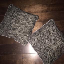 never used 2 matching cushions