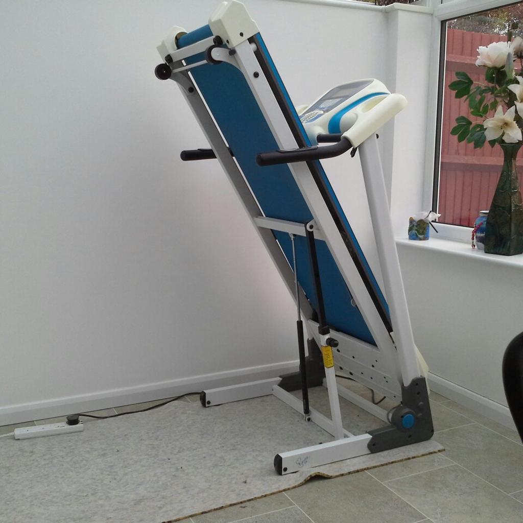 Davina McCall Motorised Foldable Treadmill in MK4 End for 50.00 for sale Shpock