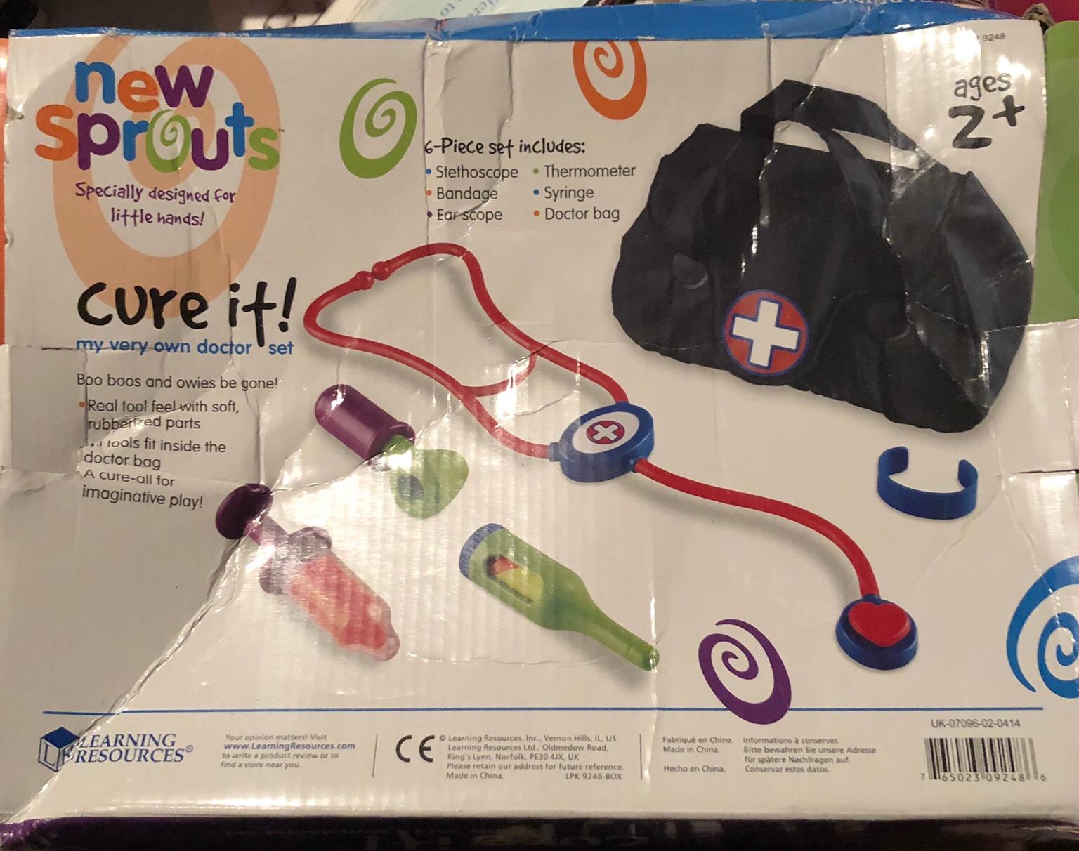 Doctors kit - bag and full kit, new in box in St Helens für 3,00 £ zum ...