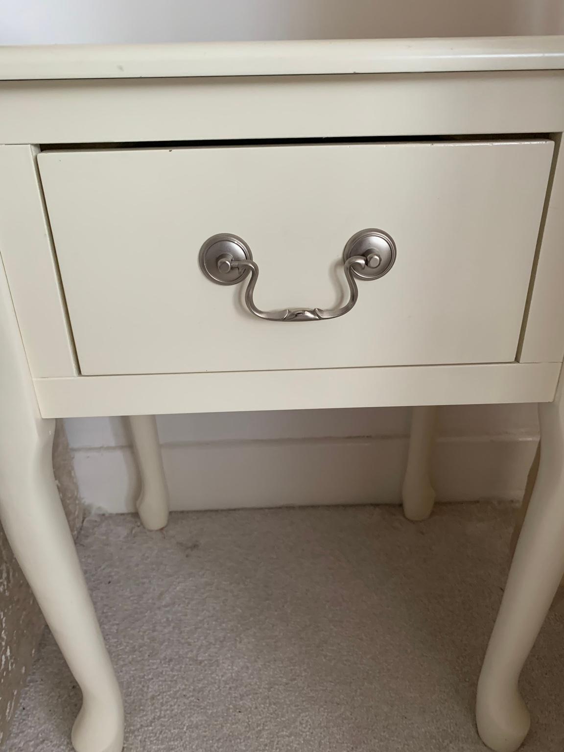 2 Bedside tables in B13 Birmingham für 80,00 £ zum Verkauf Shpock DE