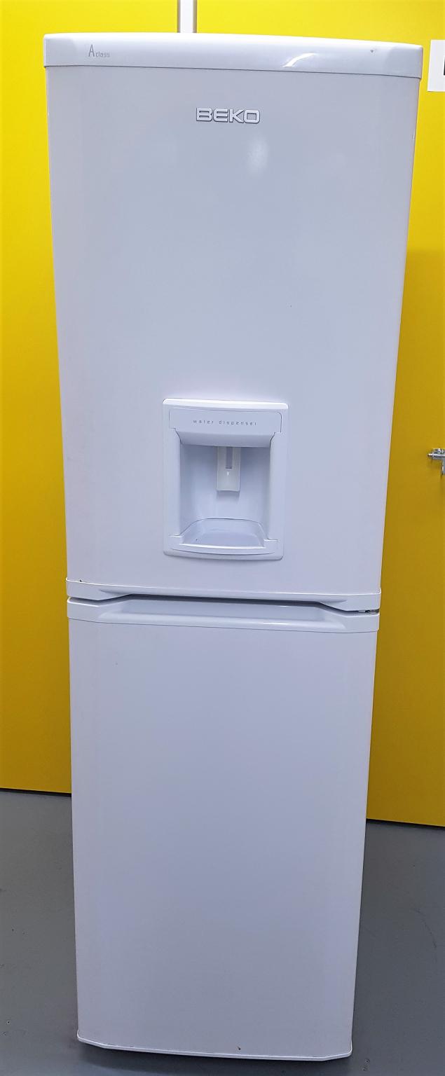 Beko Frost Free Fridge Freezer In Tw8 London Für 135 00 £ Zum Verkauf Shpock De