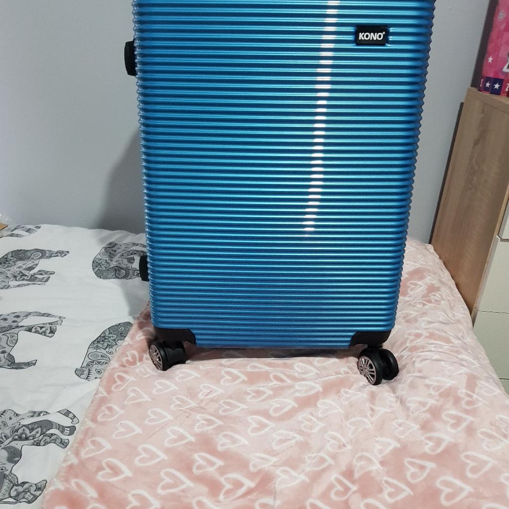 suitcase in Wolverhampton for £22.00 for sale Shpock