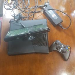 I am selling a used console Xbox 360, one controller and 25 games.
Very good condition.
Needs to be collected.