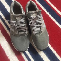 Size 5.5 good condition grey boys trainers