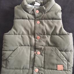From H&M, In excellent condition
Aged 4months-6months
