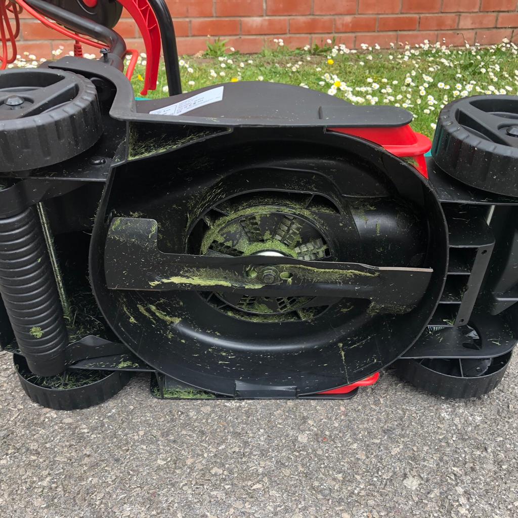 Bosch Rotak 320 ER Lawnmower in WS2 Walsall for 45.00 for sale