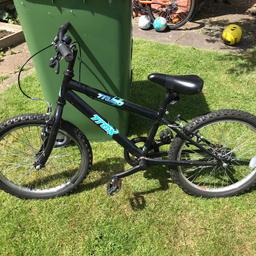 Boys BMX bike size 20”

Seat has had a small repair as shown in photo. 

Well used but in full working order. 

Collection only from west Bletchley.