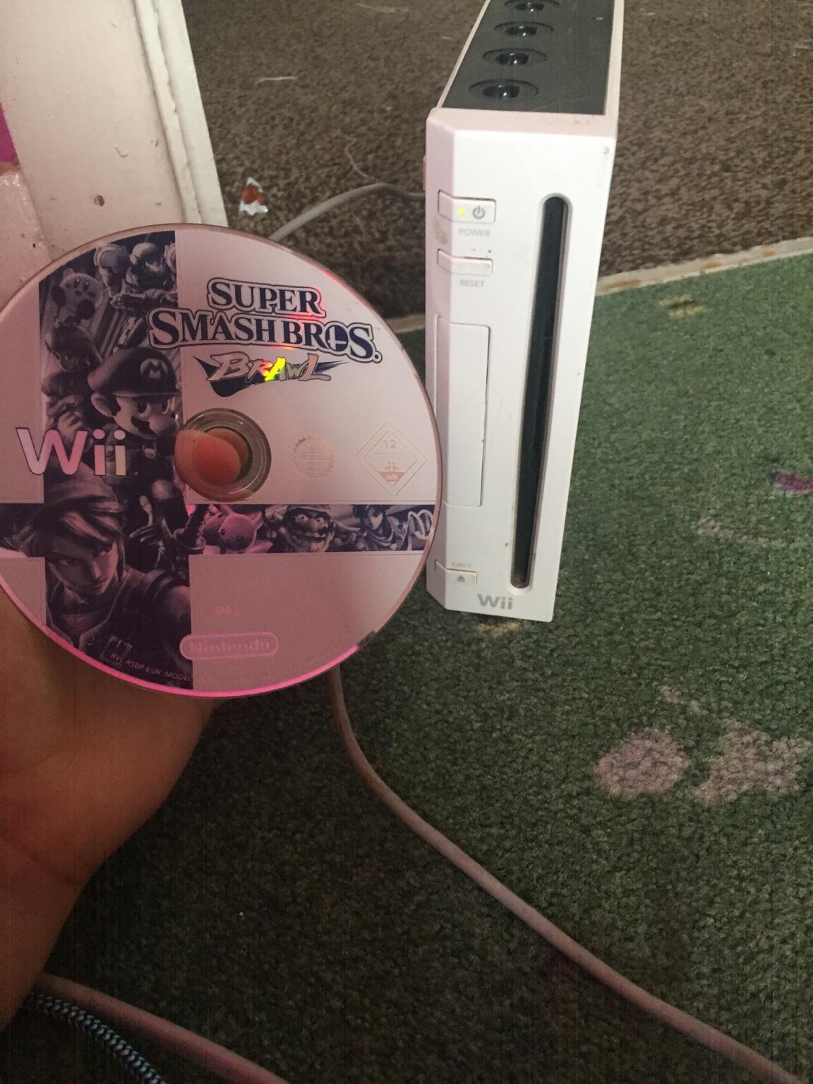 Nintendo wii. with all the wires) in WS10 Walsall for £15.00 for